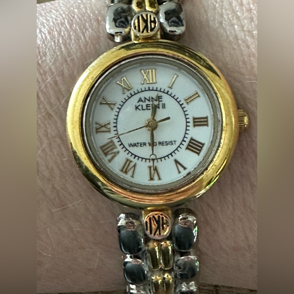 Vintage Anne Klein ll Ladies Two Toned Quartz Wrist Watch.
